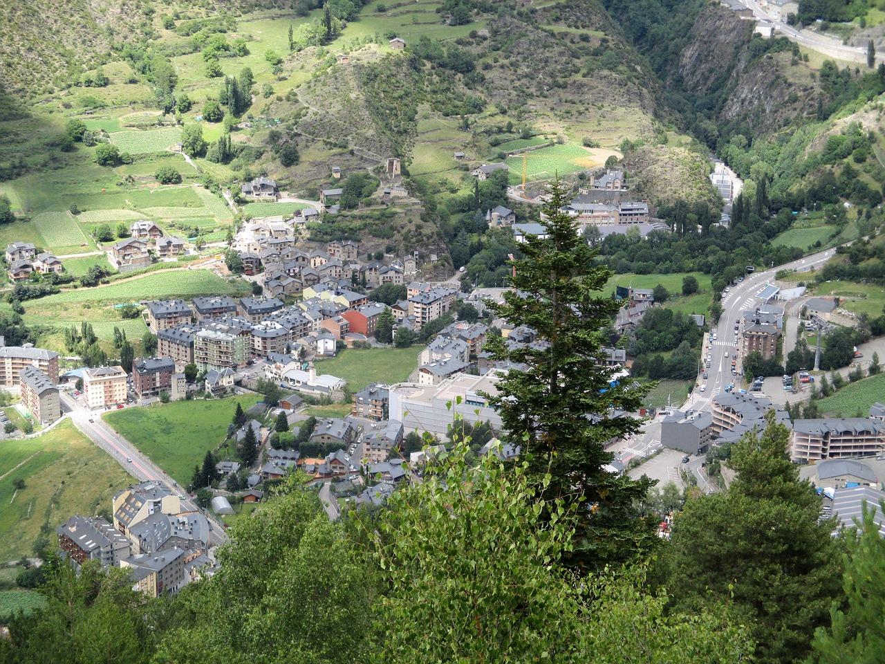 Free Andorra Mountains photo and picture